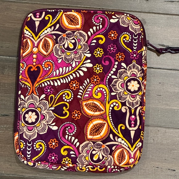 Vera Bradley Safari Sunset iPad Case - Picture 3 of 6